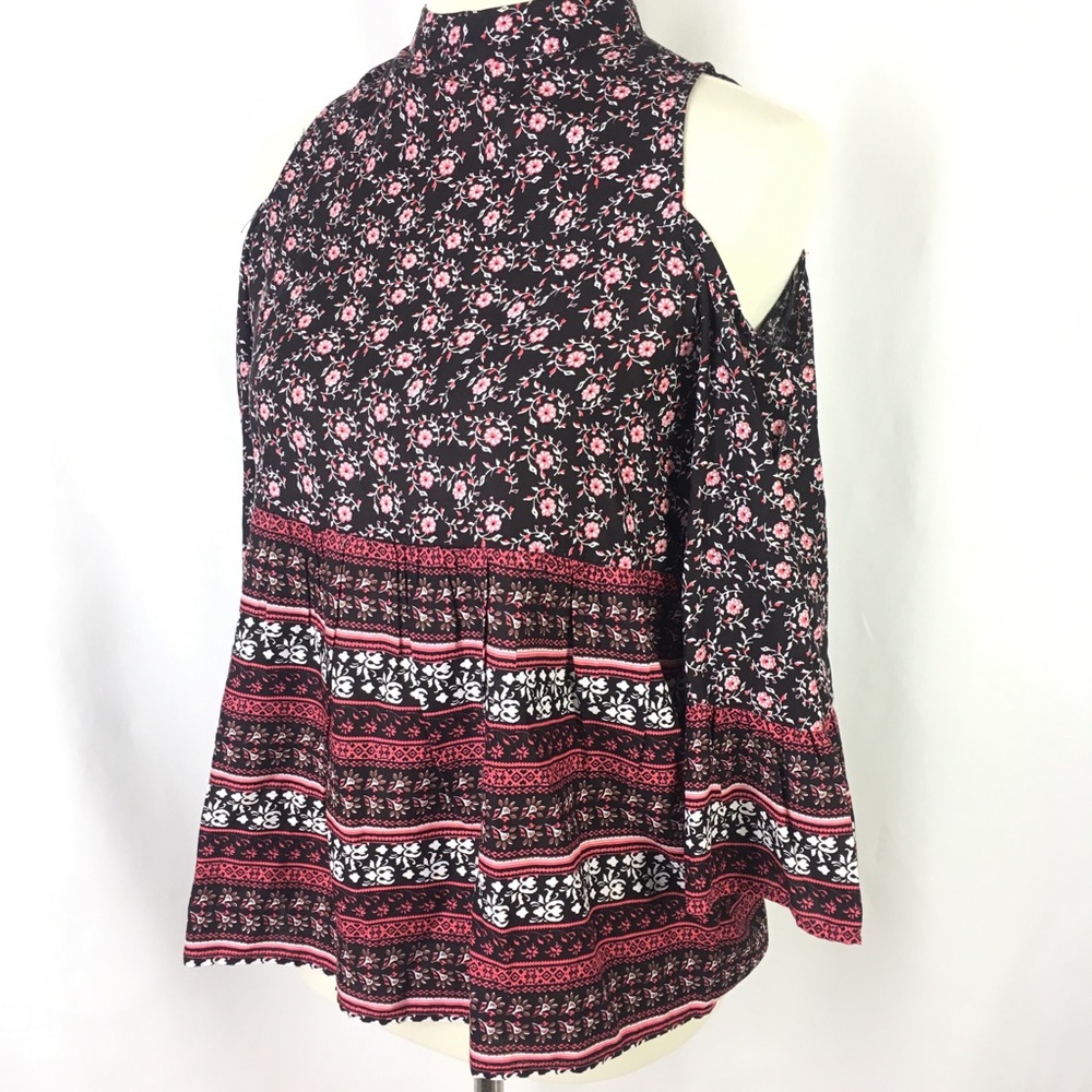 Japna Choker Crop Top Cold Shoulder  Small